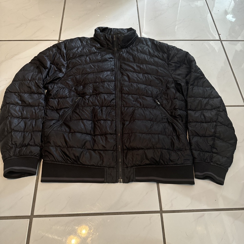 Lululemon Mens' Black Bomber Puffer Jacket Grey Goose Down Medium Zip Pocket